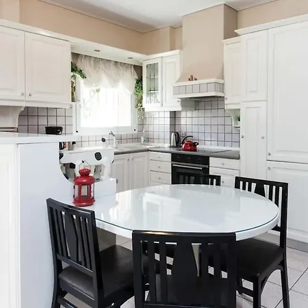 Classical Beauty 3bd In Peacefull Nea Filothei Athens